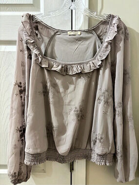 LOVESTITCH Floral Ruffle Blouse in Pink Like New
